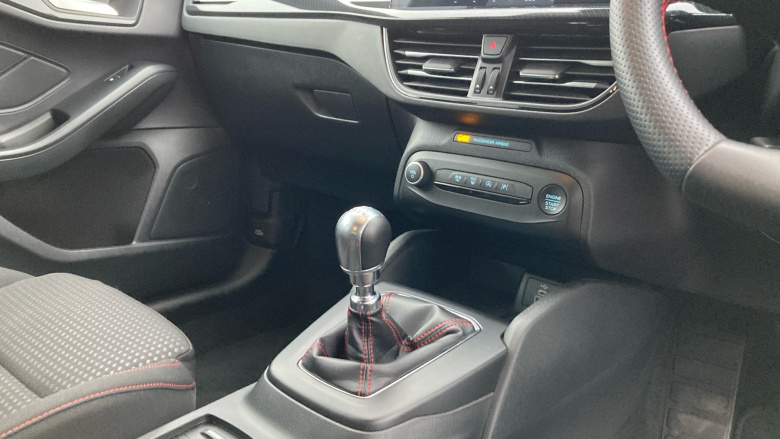 Ford Focus 1.0 EcoBoost Hybrid mHEV 155 ST-Line Edition 5dr Petrol Hatchback